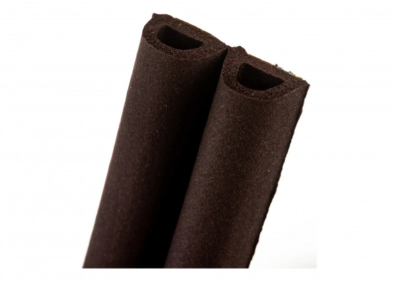 Уплотнитель бытовой резиновый WALLS D-профиль самоклеющийся коричневый 10м